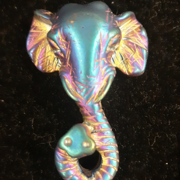 New Rainbow Titanium Elephant Head Pendant. - Picture 2 of 8